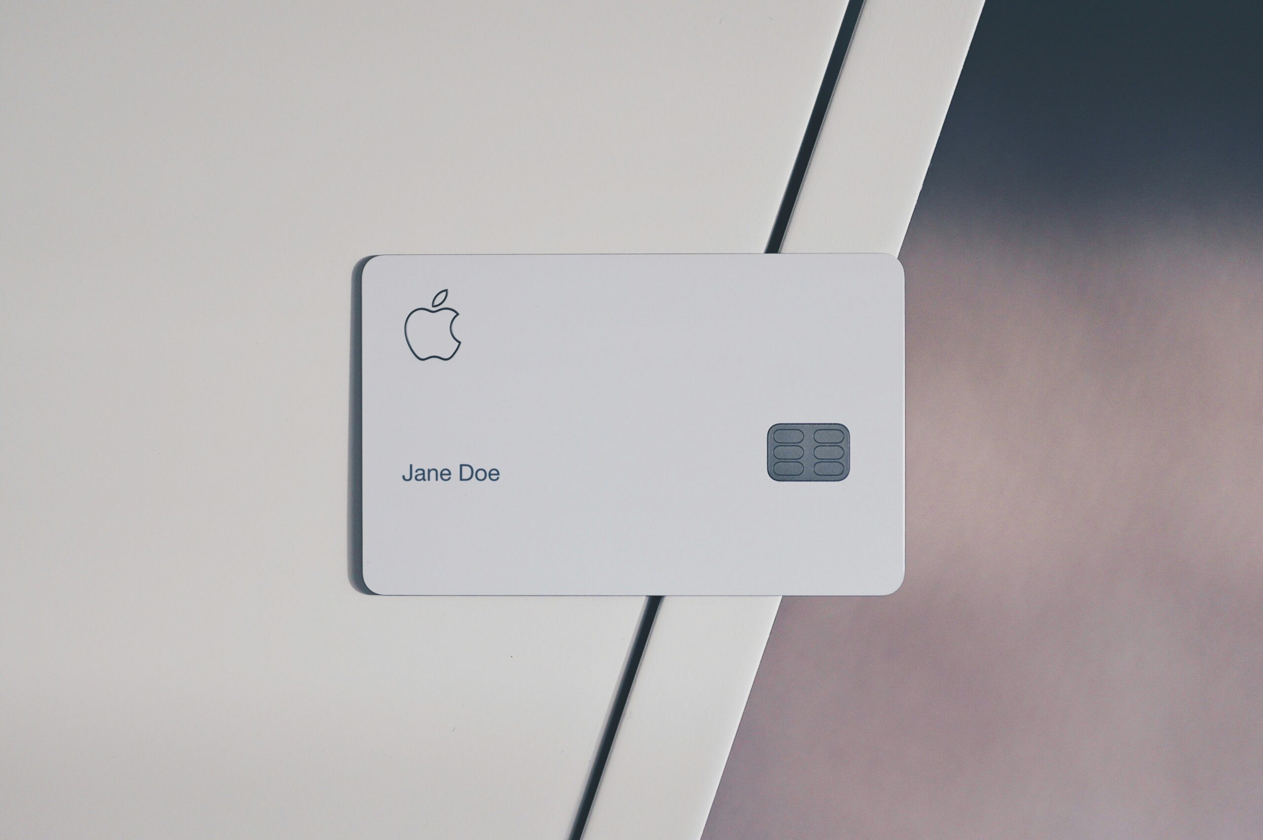 Read more about the article Apple Credit Card Hack – Obtaining an Apple Credit Card with a Soft Pull Credit Check