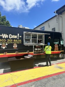 Read more about the article How to Make 6 Figures with One Food Truck / Food Trailer