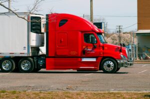 Read more about the article Why Power-Only Trucking Is the Smart Way to Stay in the Game After Retirement
