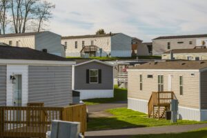 Read more about the article Why “Ugly” Mobile Home & RV Parks Quietly Print Cash (And How You Can Profit)